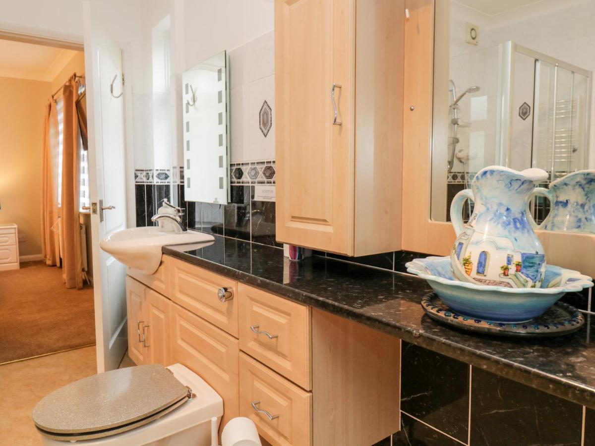 Kempton Bowness-on-Windermere Bagian luar foto